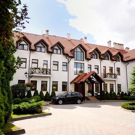 Hotel Zoloto Karpat Stryj Exteriér fotografie